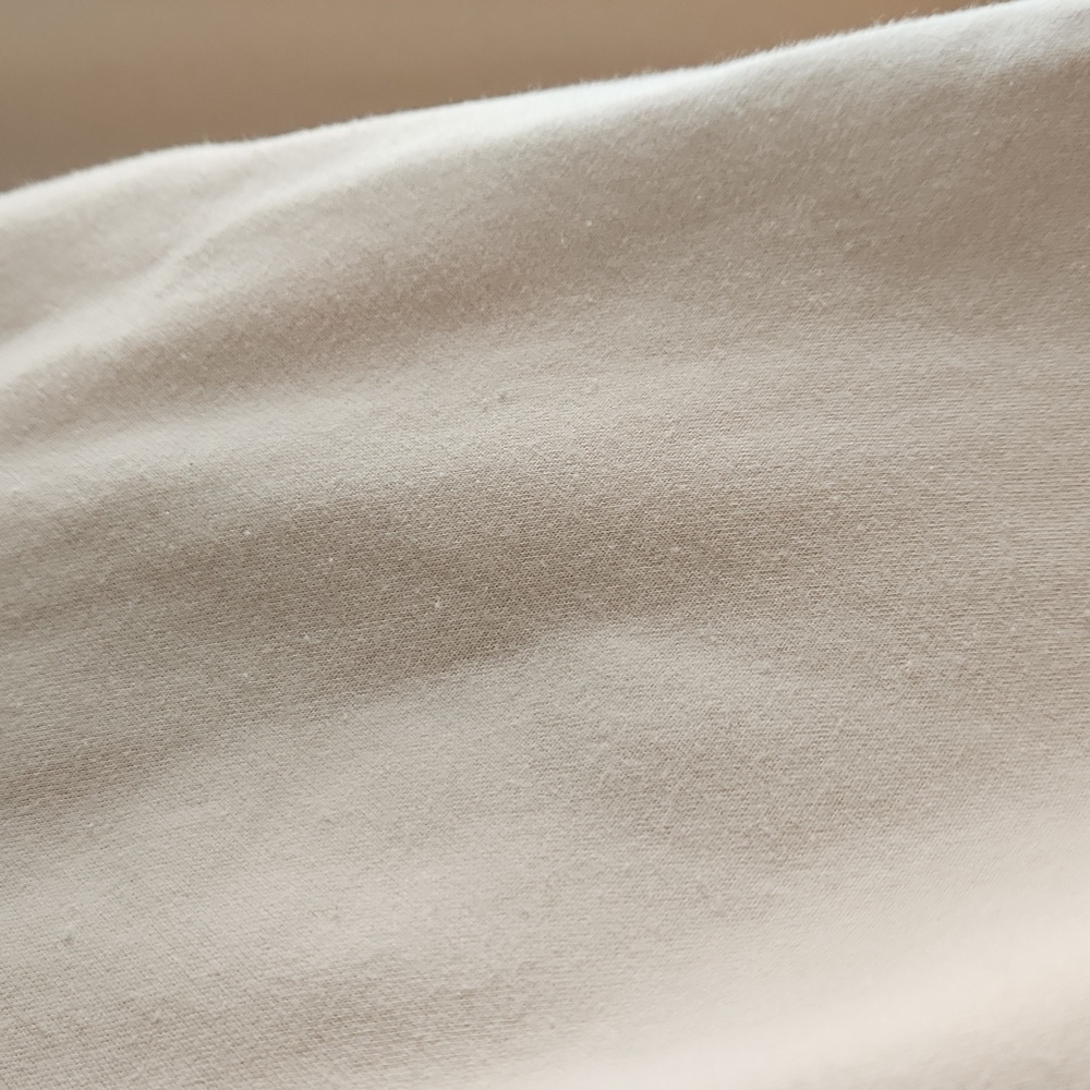 Uniqlo Cream Sweatshirt, Size L - Picture 7 of 12